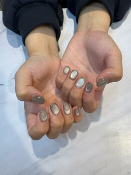 エーナイン イオン秋田中央店/マグネットネイル