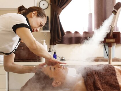 サロン ドゥ ラ ホンシンの写真