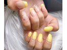 フレンチネイルイエロー夏ネイル