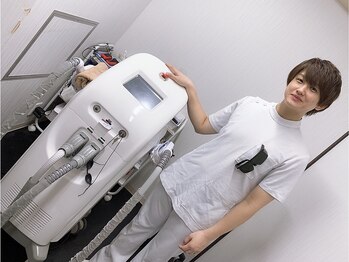 美容脱毛専門サロン エピラージュ 新宿店(Epilage)/毛質によって機械を使い分けます