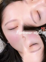 アテプラス(ate+)/眉スタイリング