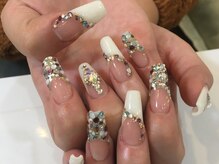 ティンク(Tink)/キラキラスカルプフレンチ