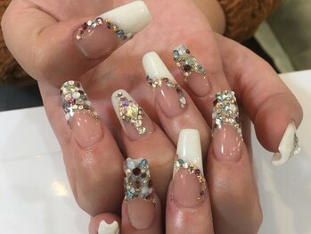 ティンク(Tink)/キラキラスカルプフレンチ