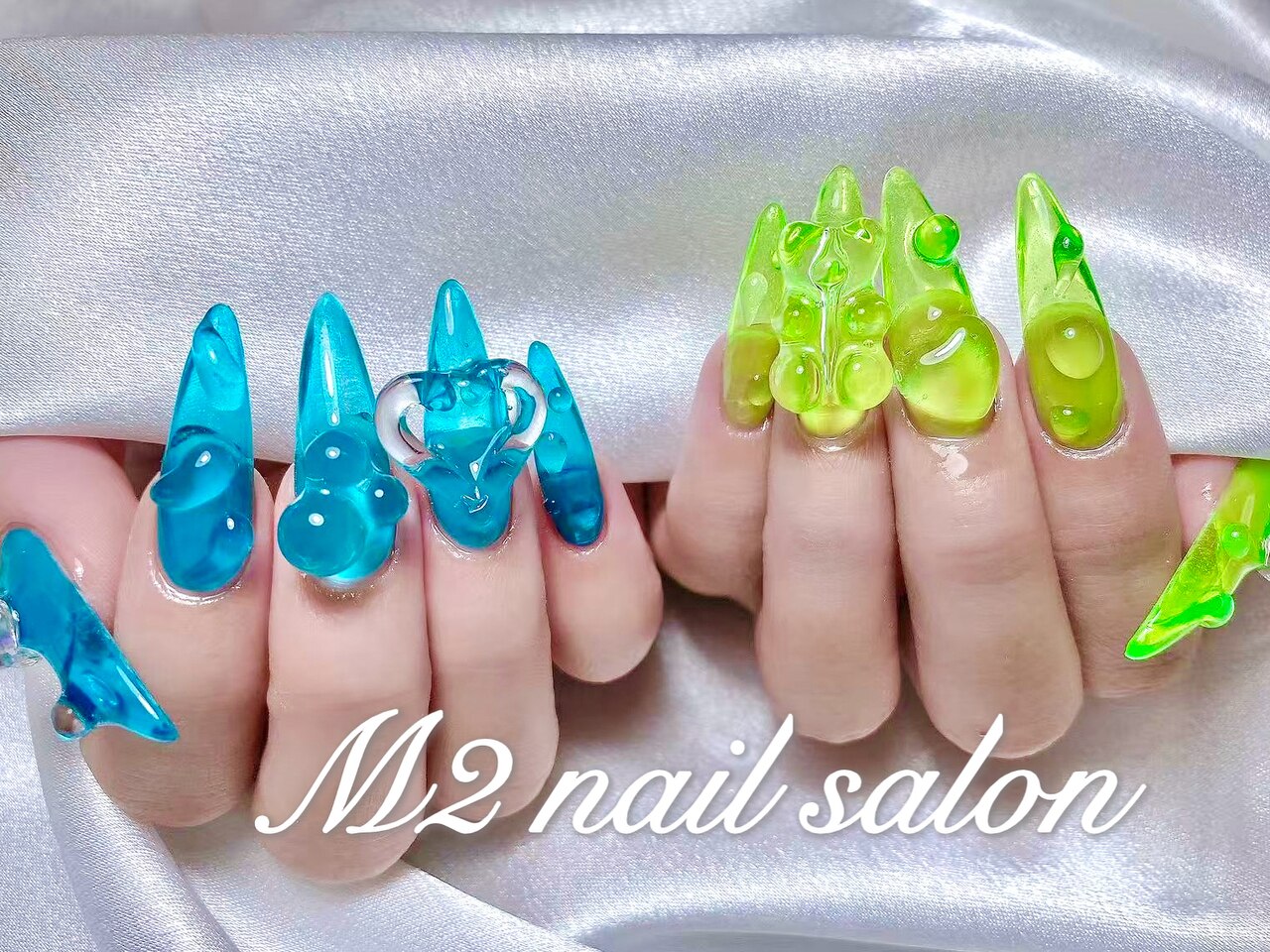 2026年冬トレンド】ブルー ハンド ロングのネイルデザイン集｜人気順