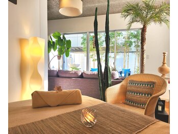 キオラスパ(KIOLA SPA)の写真/ローズ足浴からアフターティーまで贅沢に！スペシャルな癒しメニューでゆったりとした時間をご提供♪
