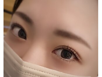 ウラロージュ(uraloge)/選べるまつげパーマ