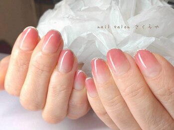 秋カラーグラデも、ラメでキラリ