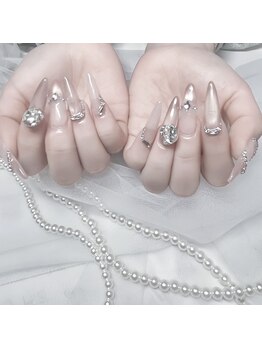 nail salon SOiE-ソワ-【フィルイン/持ち込み/長さ出し】【4/3 NEW OPEN(予定)】/キラキラワンホン