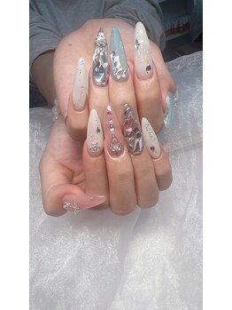 ユナ(YUNA)/長さ出し、アートデザイン