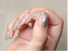 スロウヌーヴ(THROW neuve)/フリーアート