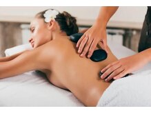 優沐/首・肩・背中・足裏リンパ流し