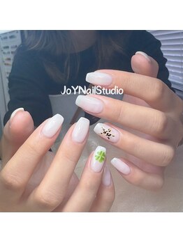 ジョイネイルスタジオ 高田馬場(JoY Nail Studio)/ワンカラー+アート2本