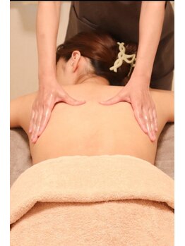 ミュゲ(muguet)/疲れた体をマッサージ