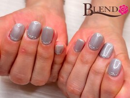 冬グレーに煌めくラメ