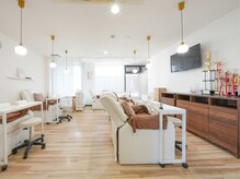 フェリーチェ(nail salon&school felice)の雰囲気(落ち着いた空間でゆったり施術◎全席リクライニング)