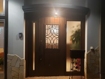 オリエンタルガーデン(Oriental Garden)/玄関