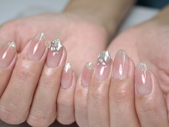 チークネイル　シルバーラメ