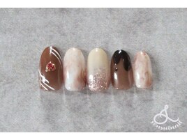 定額￥8400→￥7900