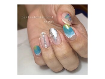 ニコ(nico+)/ブルーのさわやかアートネイル