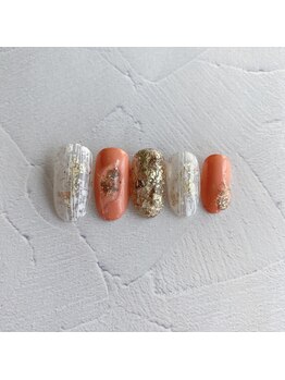 ホワイト×ゴールドニュアンス