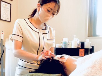 エスドット ビューティーサロン(S.beauty salon)の写真/モデルも通う♪【頭蓋骨矯正＋小顔矯正90分¥8800】頭ごと小さく！光フェイシャルとのsetも◎