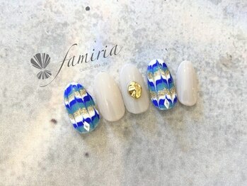 ファミリア/夏ピーコック