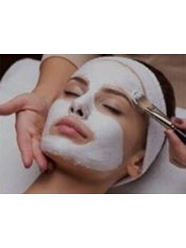 ホウレイ線・たるみ改善！予防ケア