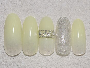 リノ ネイル(Rino nail)/3月の新作ガーリーイエロー803e1