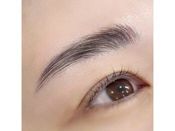 トレイズ(Treize)の写真/眉とまつげの同時ケアで毎朝時短！完全個室で周りを気にせず、自分だけの癒やし空間へ♪