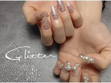 グリッター(Glitter)/長さ出しジェルネイル