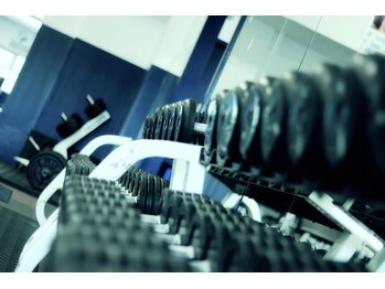 ローリエ/トレーニング|ジム|マッサージ|