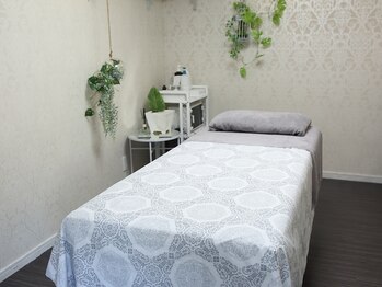 フルールドリス(fleur-de-lis)/内観です。