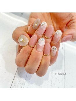 ムーネイル(mou nail)/シースルーフラワーで可愛め大人