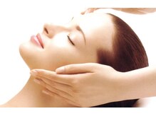 アンジェ ド フェリーク(Ange De Feerique)/東洋人のためのハーブピーリング