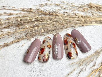 ネイルサロン&スクール ジーナ(GINA)/９月１２種類から選べるデザイン