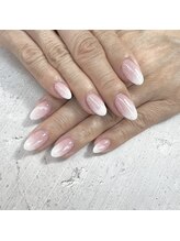 エムズネイル(M’s NAIL)/ホワイトグラデーション☆