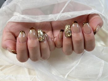 リュクシー(Luxey)/べっ甲フレンチ×埋めつくし