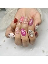 サロンドウイ(salon de OUI)/赤×ピンクネイル