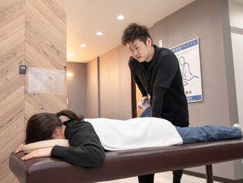 シャイン鍼灸整骨院　粉浜院の写真/【美容鍼×全身整体】首肩コリも顔のむくみも同時に改善！美容鍼×全身整体でスッキリ軽い身体へ
