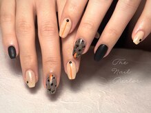 ザ ネイル パーラー 博多駅(The Nail Parlor)