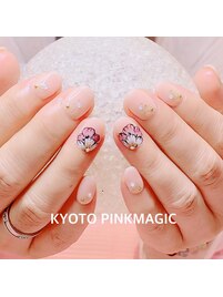 シックなお花ネイル