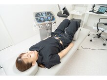ネクスト鍼灸骨盤整骨院(Next鍼灸骨盤整骨院)/EMSによるトレーニング