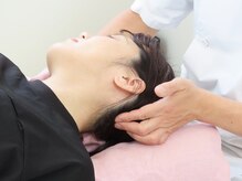 所沢西口連動整体院/首の付け根が辛い方☆