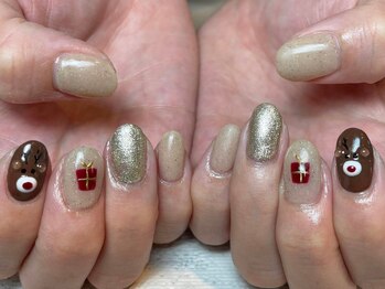 メイヴン(Maven)/クリスマスネイル