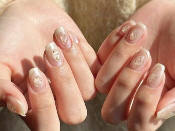 アイネイルズ 梅田店(I nails)/ゴールドスタッズしずく¥9700