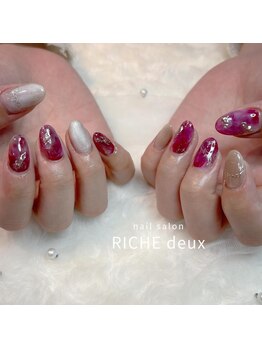 リッシュ ドゥ(RICHE deux)/ボルドーニュアンスネイル!