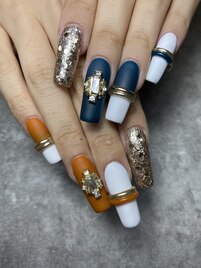 アシメデザイン