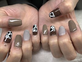 牛柄ネイル