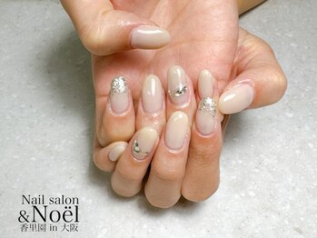 ノエル(Noel)/ホワイト×シルバーラメネイル