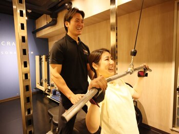 クラフト パーソナルジム アンド ダイエット カフェの写真/【平日10:00～17:00★昼割60分¥2750】ウェア/シューズ/タオルも無料レンタル◎すきま時間を有効活用♪